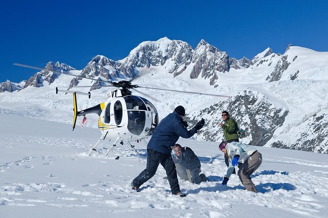 Twin Glacier Franz and Fox, Snow Landing (Allow 30 Mins – Departing Franz Josef)