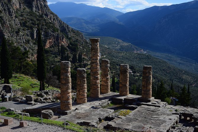 Two Day Trip From Athens to Delphi and Meteora