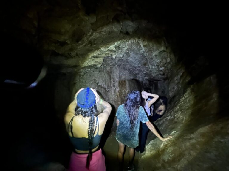 Ubatuba – Pirate’s Cave Trail