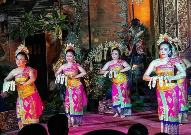 Ubud: Art Market, Waterfall & Temple Tour With Legong Dance