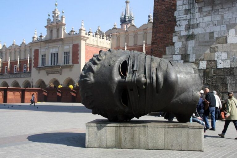 Underground Museum & Market Sq. With St. Mary’s Church Tour