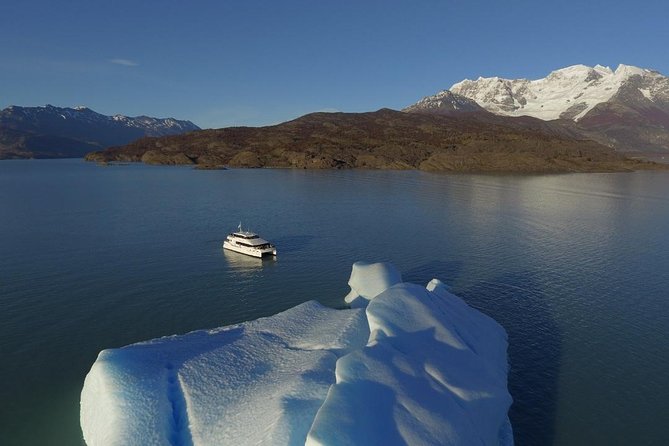 Upsala Glacier and Patagonia Sail to Estancia Cristina (Mar )