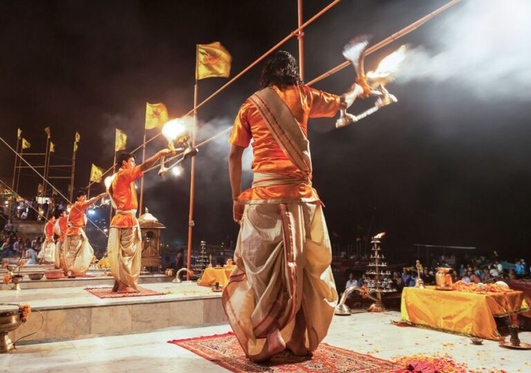 Varanasi: Private City Day Tour With Ganges Boat Ride