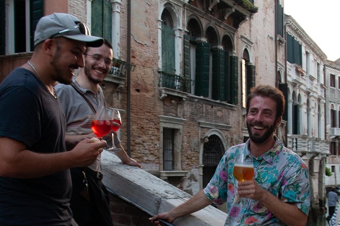 Venice “Cichetti” and Wine Small-Group Walking Tour