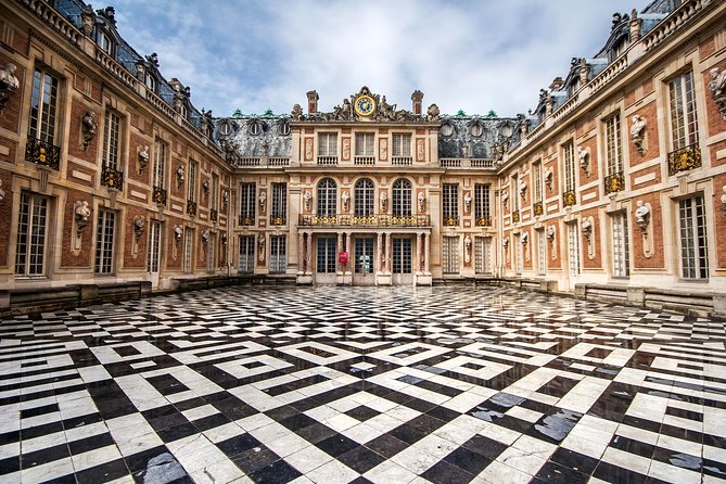 Versailles Domain Small-Group Guided Tour From Paris