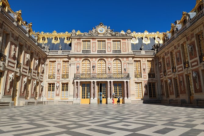 Versailles Private Tour : Horse-riding, Gastronomy & the Palace