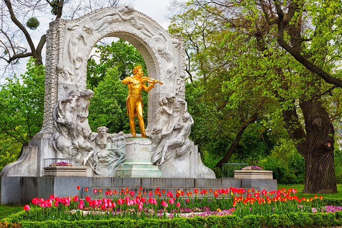Vienna: Meet Strauss Life Private Guided Walking Tour