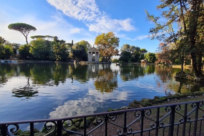 Villa Borghese Bike Tour in Rome