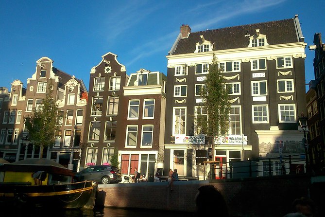 Walking Tour of 2 Hours of the Highlights of Amsterdam