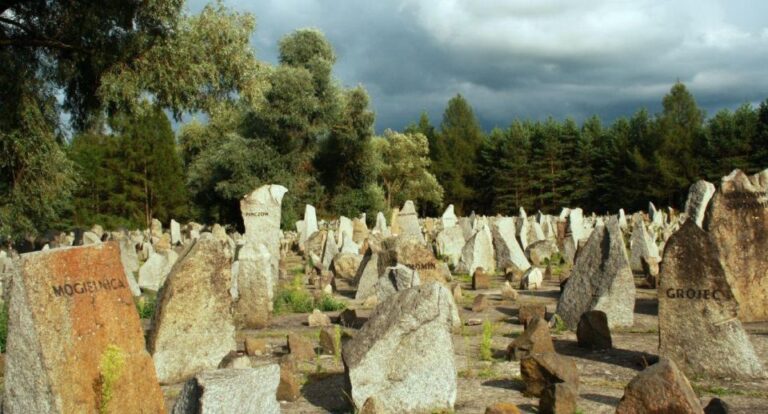 Warsaw: Guided Tour to Treblinka Death Camp