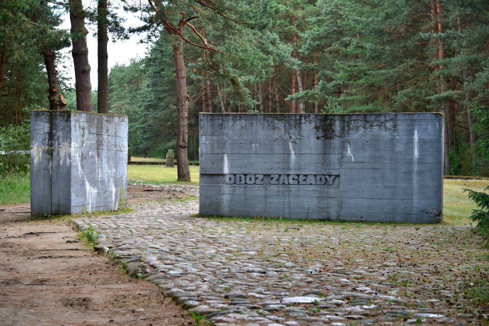 1 warsaw to treblinka extermination camp private trip by car Warsaw to Treblinka Extermination Camp Private Trip by Car
