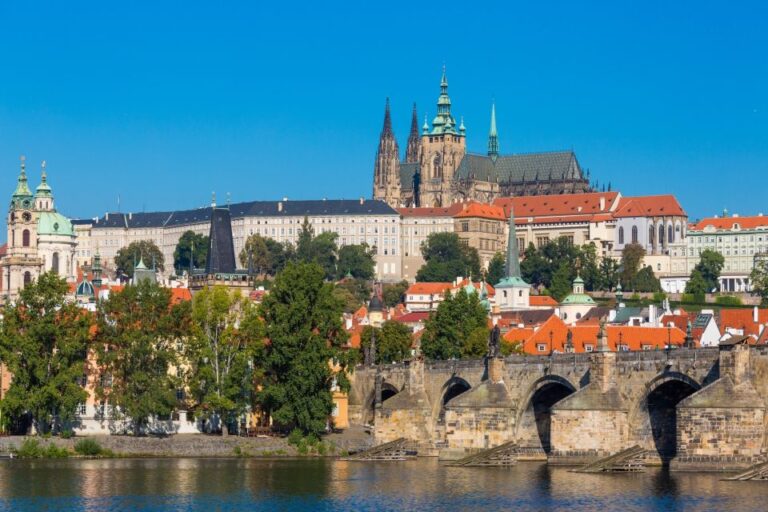 Wroclaw 1-Day Trip to Prague Private Guided Tour
