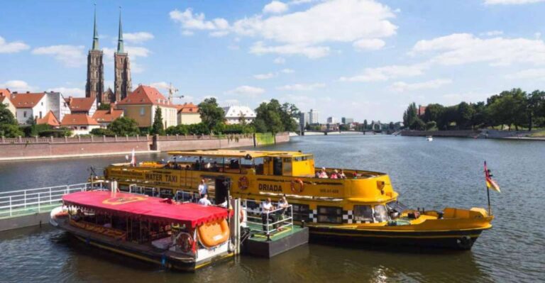 Wrocław: Long City Walk and River Cruise