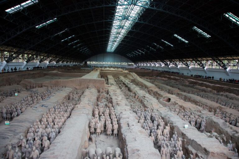 Xi’an: Full-Day Private Terracotta Warriors & City Wall