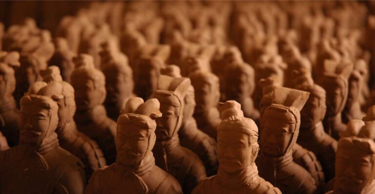 Xi’an Highlights: Terracotta Warriors Private Day Tour