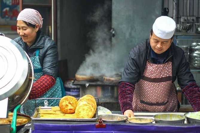 Xian Morning Food & Market Tour by TukTuk