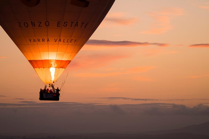 1 yarra valley balloon flight at sunrise Yarra Valley Balloon Flight at Sunrise