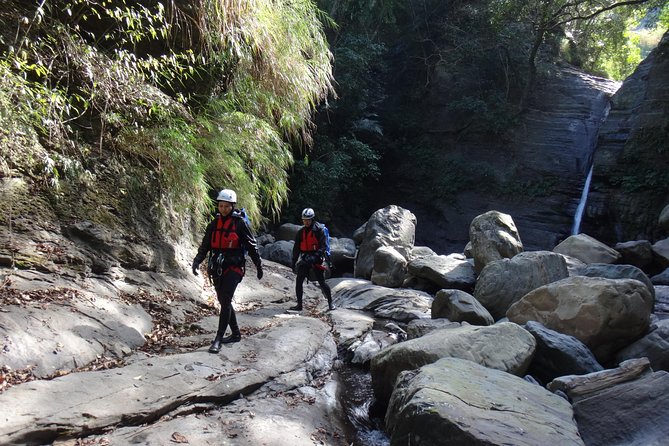 1 yi hsin creek canyoning in northern taiwan Yi-Hsin Creek Canyoning in Northern Taiwan