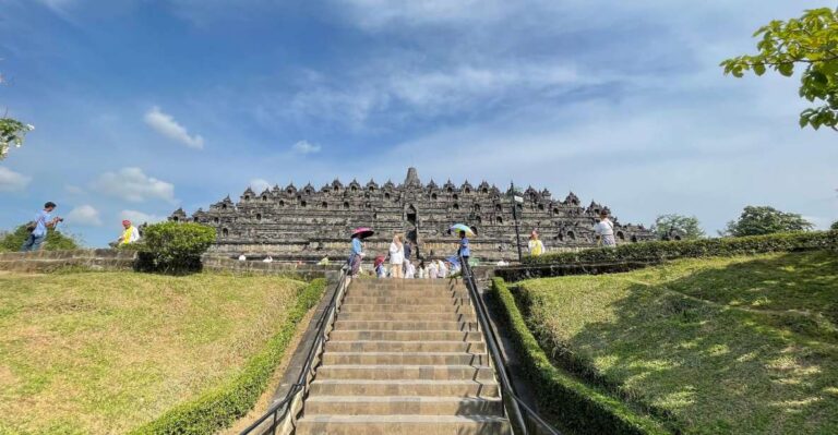 Yogyakarta: Borobudur & Prambanan, Mt Merapi, Ramayana Dance