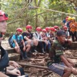 1 yogyakarta cave tour jomblang and tubing pindul Yogyakarta Cave Tour: Jomblang and Tubing Pindul