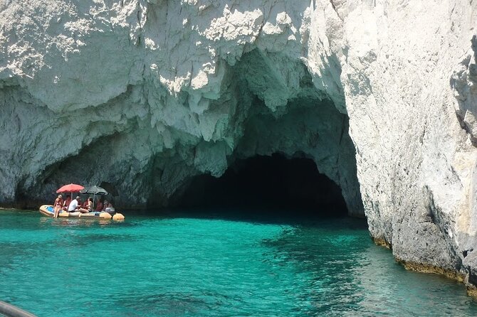 Zakynthos: Marathonisi, Cameo Island and Keri Caves Tour