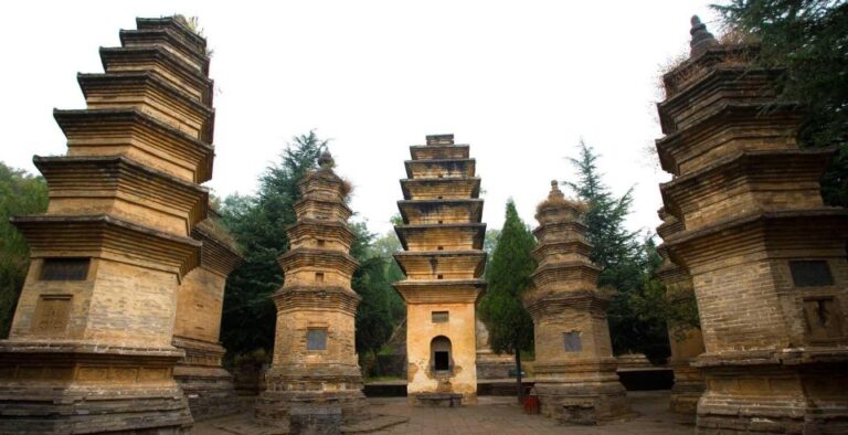 Zhengzhou: Private Guided Tour/Transfer to Shaolin Temple