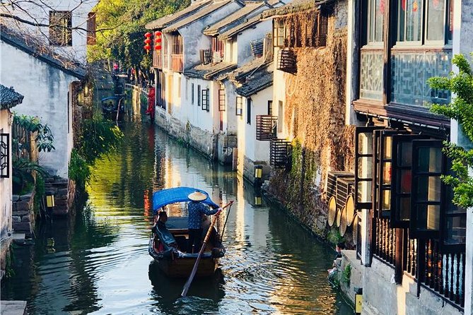 1 zhujiajiao water town and shanghai highlights private trip Zhujiajiao Water Town and Shanghai Highlights Private Trip