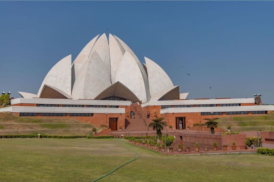 2 Day Delhi & Agra Highlight Tour With Taj Mahal by Car - Key Points