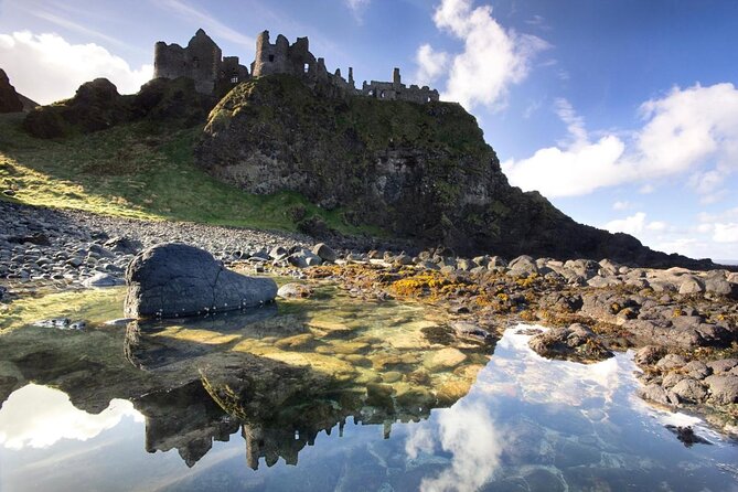 2-Day Northern Ireland Tour From Dublin Including Belfast and Giants Causeway - Key Points