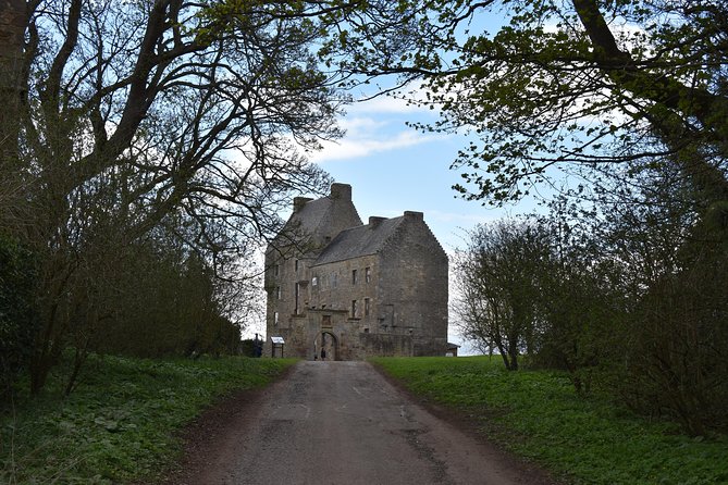 2-Day Outlander Experience Small Group Tour From Edinburgh - Tour Pricing and Inclusions