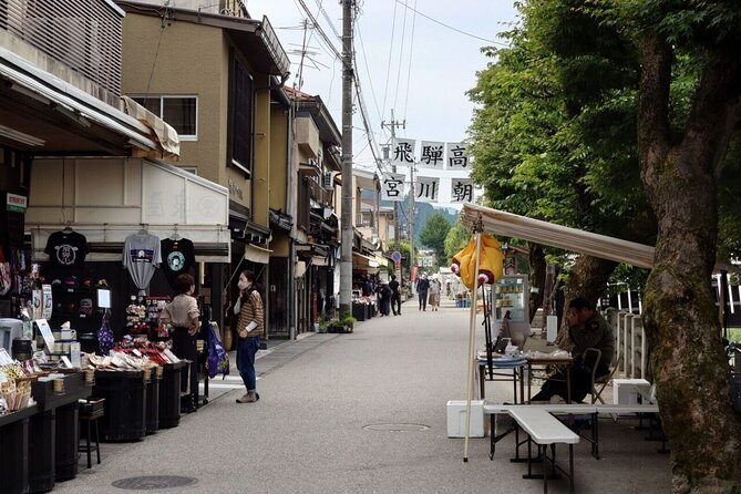 1-Day Takayama Tour: Explore Scenic Takayama and Shirakawago - Traveler Feedback
