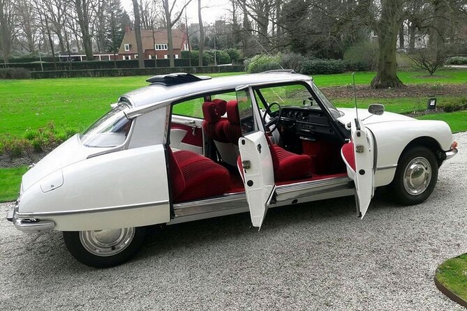 1-Hour Private Tour in Paris in a Citroën DS Oldtimer - Pricing Information