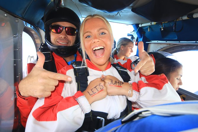 10,000ft Skydive Over Abel Tasman With NZs Most Epic Scenery - Experience Information