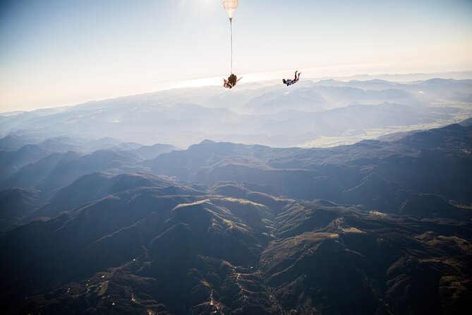 18,000ft Tandem Skydive Over Abel Tasman - Unforgettable 18,000ft Freefall