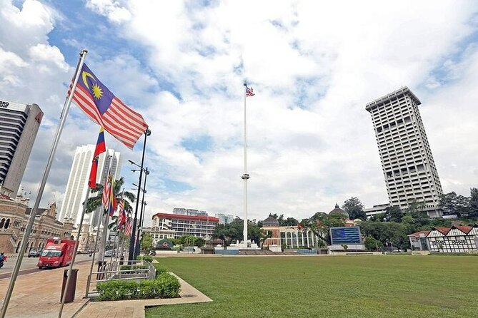 2-Way FLIGHT: Private Kuala Lumpur Guided Day Tour From Singapore - Booking Process