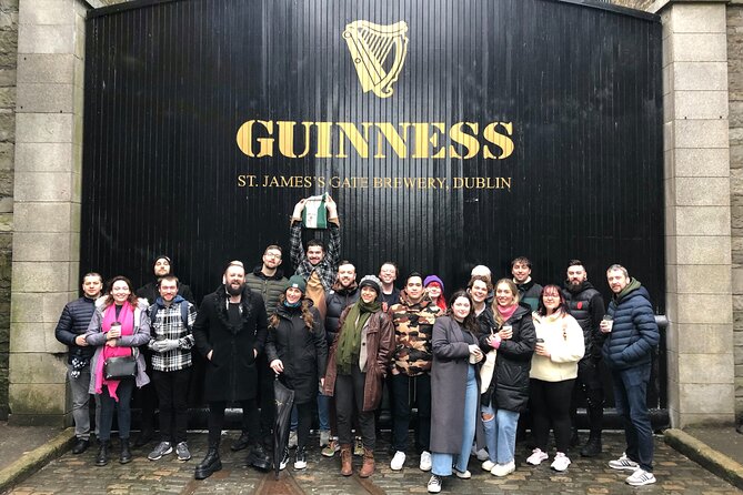 3-Hour Drinks on Foot Dublin Walking Guided Tour - Historical Insights