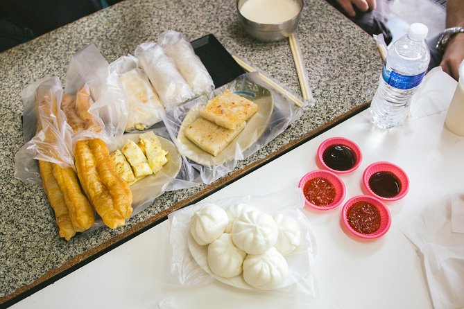 4-Hour Morning Cycling Tour in Taipei - Breakfast Stop