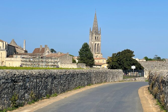 A Day in Saint-Emilion in a Small Group (Minivan Luxe) - Tour Overview and Inclusions