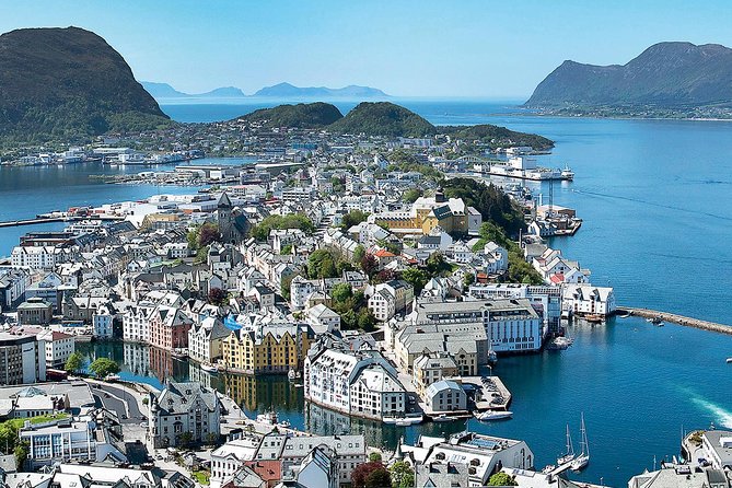 Aalesund Private Transfer From Aalesund (Aes) Airport to City Centre - Inclusions and Services Covered