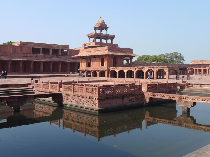 Agra to Jaipur Transfer With Fatehpur-Sikri Fort & Step-Well - Inclusions