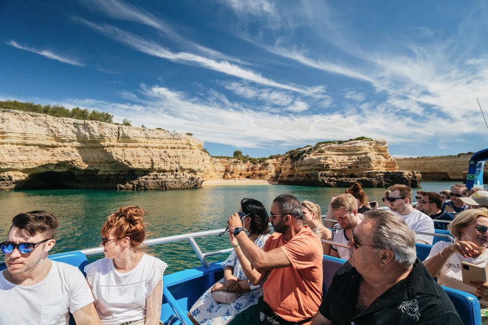 Albufeira: 2.5-Hour Benagil Caves & Dolphin Watching - Languages Available