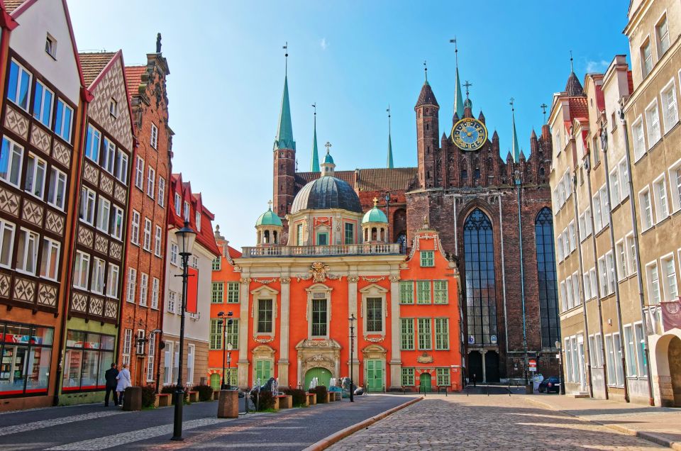 Amber Museum and Gdansk Old Town Private Tour With Tickets - Experience Highlights