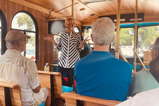 Amish Experience: Bridges to Understanding - Amish Pie Delight