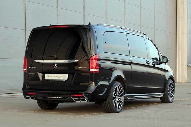 Amsterdam Airport Private Arrival Transfer by Luxury Van - Booking and Expectations