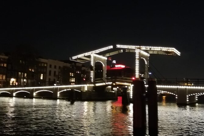 Amsterdam: Open Air Winter Booze Cruise - Experience Highlights