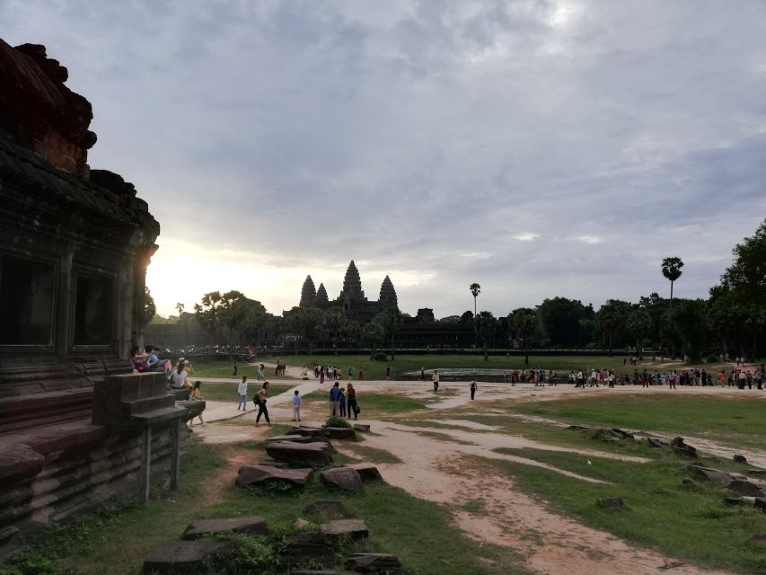 Angkor Wat Bayon Ta Prohm Temple Shared Tour - Cancellation Policy