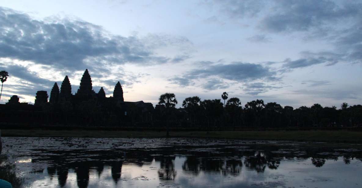 Angkor Wat Full-Day Private Tour With Sunrise - Tour Itinerary