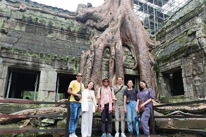 Angkor Wat Full Day Small Group With Sunset & Tour Guide - Pickup and Drop-off Details