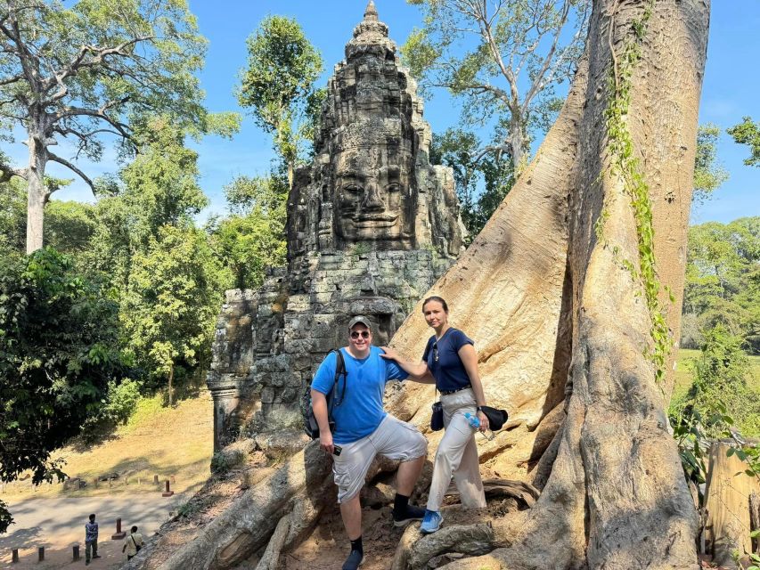 Angkor Wat,Angkor Thom, Bayon and Jungle Temple Ta Promh - UNESCO World Heritage Sites