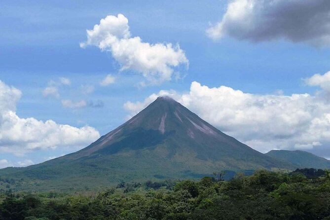 Arenal Volcano, La Fortuna Waterfall, Hot Springs Combo Tour With Lunch & Dinner - Tour Logistics